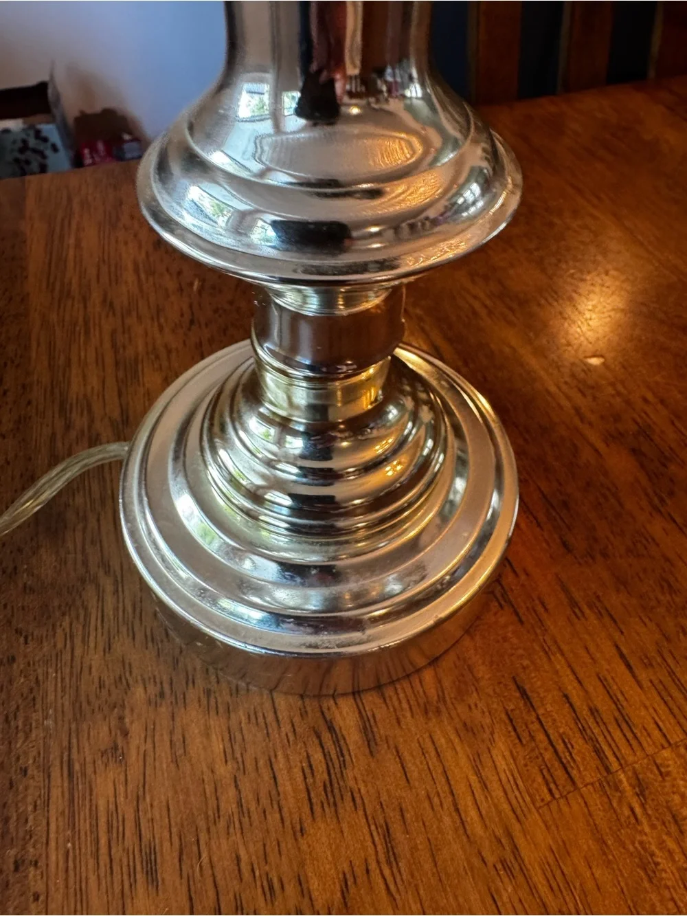 Vtg 1980’s Small Crystal Glass Gold Boudoir Nightlight Lamp Electric Works